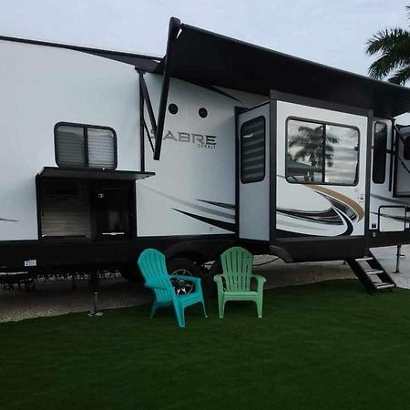 So "Time To Wander" Pet Friendly And Free Early Check-In! Villa Fort Myers Buitenkant foto